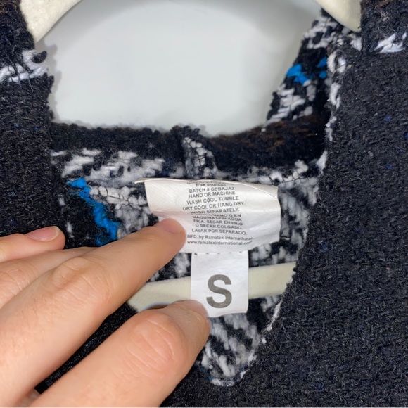 Grateful Dead Rasta Striped Drug Rug Hoodie - Picture 10 of 10